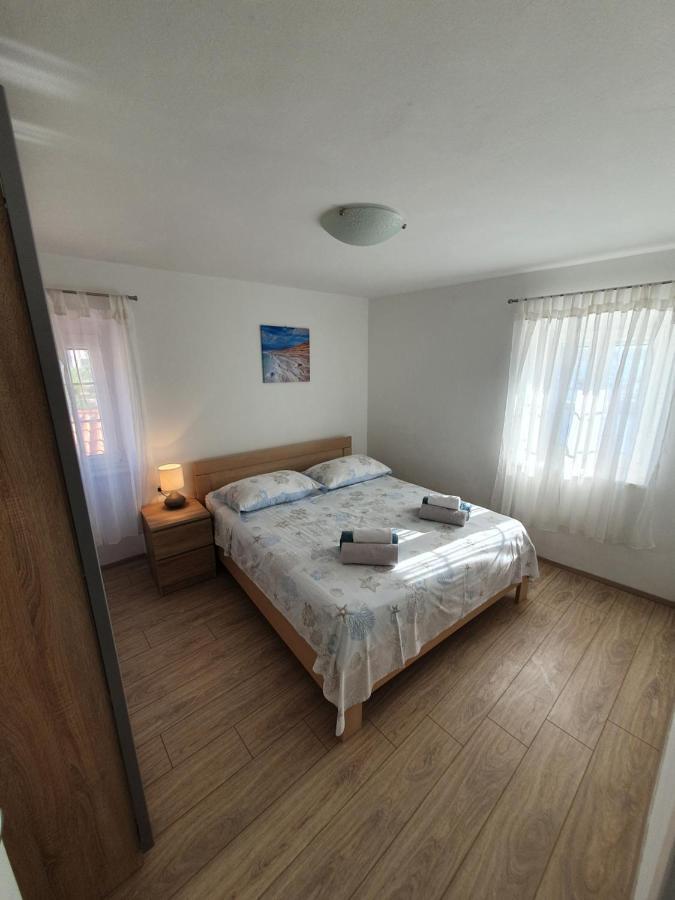Apartaments Ukic Prvic Sepurine Exteriör bild
