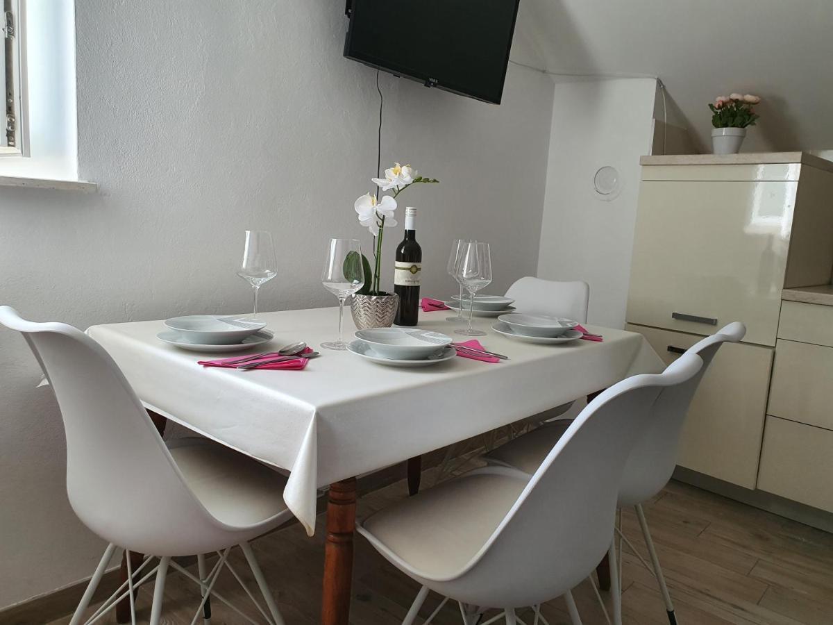 Apartaments Ukic Prvic Sepurine Exteriör bild